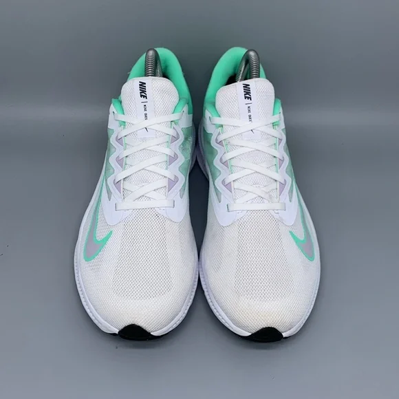Nike Quest 3 White Green‎ Running Shoes CD0232-111 Women's Sz 8.5 - Picture 2 of 10